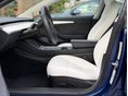 TESLA MODEL 3 2023/8 - 12