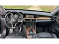 ALFA ROMEO STELVIO 2017/10 - 10