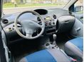 TOYOTA YARIS 2002/12 - 8