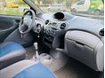 TOYOTA YARIS 2002/12 - 9
