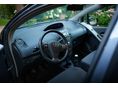 TOYOTA YARIS 2009 - 8