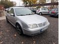 VOLKSWAGEN BORA 2000 - 1