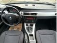 BMW 318 2009/8 - 11