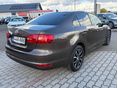 VOLKSWAGEN JETTA V 2011/6 - 7