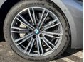 BMW 330 2021/4 - 5
