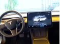 TESLA MODEL 3 2022/12 - 6