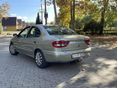 RENAULT MEGANE 2003/7 - 6