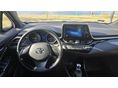 TOYOTA C-HR 2019/7 - 8