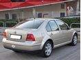 VOLKSWAGEN BORA 2006 - 7