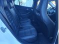 MERCEDES-BENZ GLA 180 2018/7 - 11