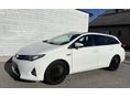 TOYOTA AURIS 2013/10 - 1