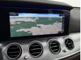 MERCEDES-BENZ E 220 2021/3 - 19