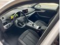 AUDI A4 2019/7 - 9
