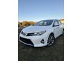 TOYOTA AURIS 2013/6 - 1