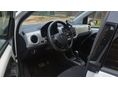VOLKSWAGEN UP 2022/8 - 10
