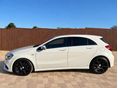 MERCEDES-BENZ A 220 2018/1 - 5