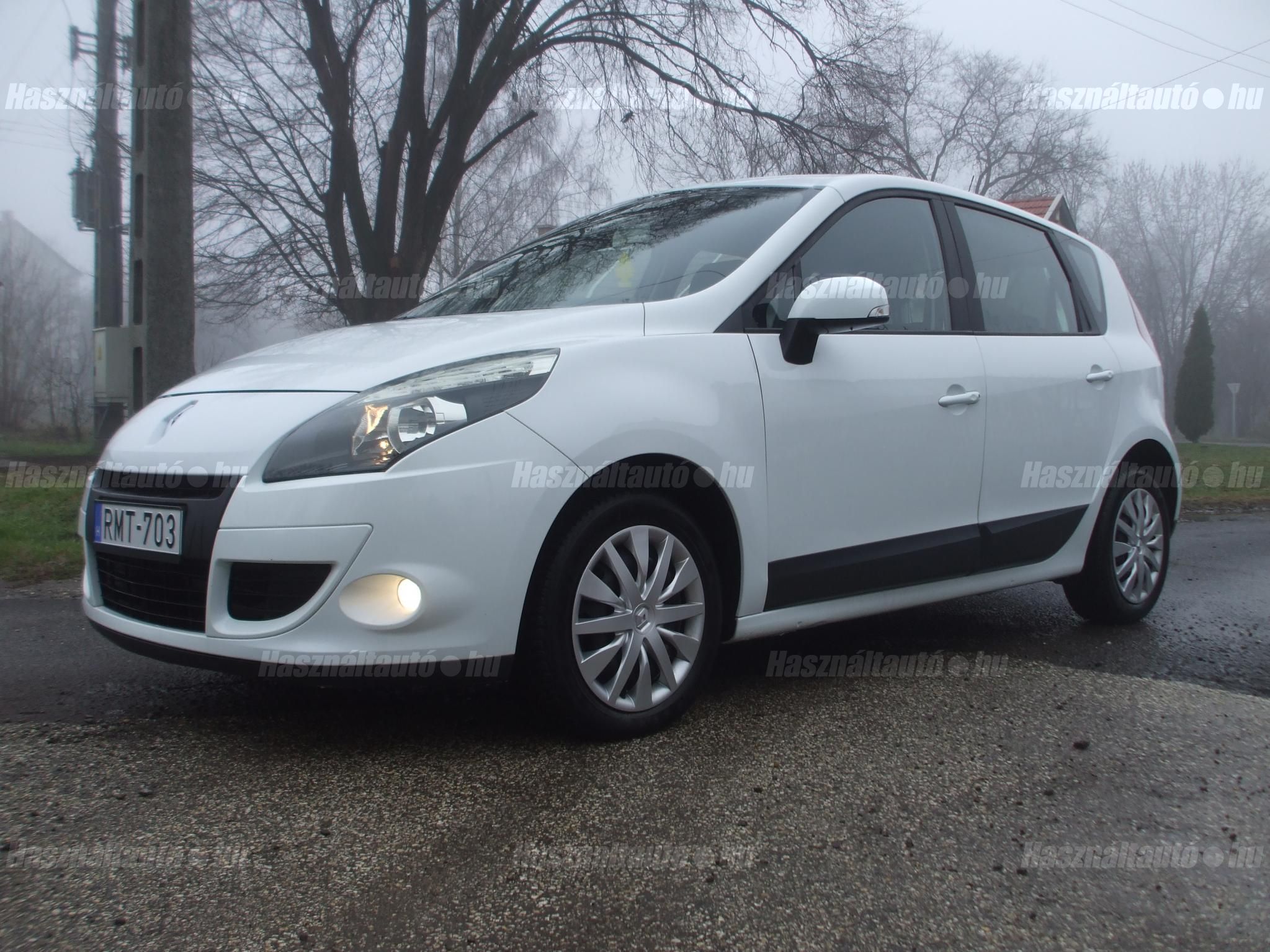 RENAULT SCENIC 2010/4 - 1