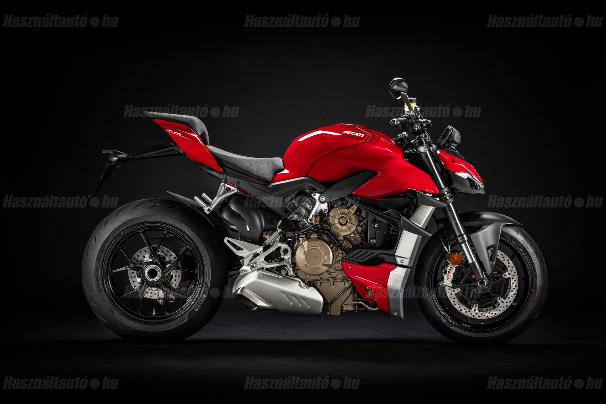 DUCATI STREETFIGHTER V4 2023 - 1