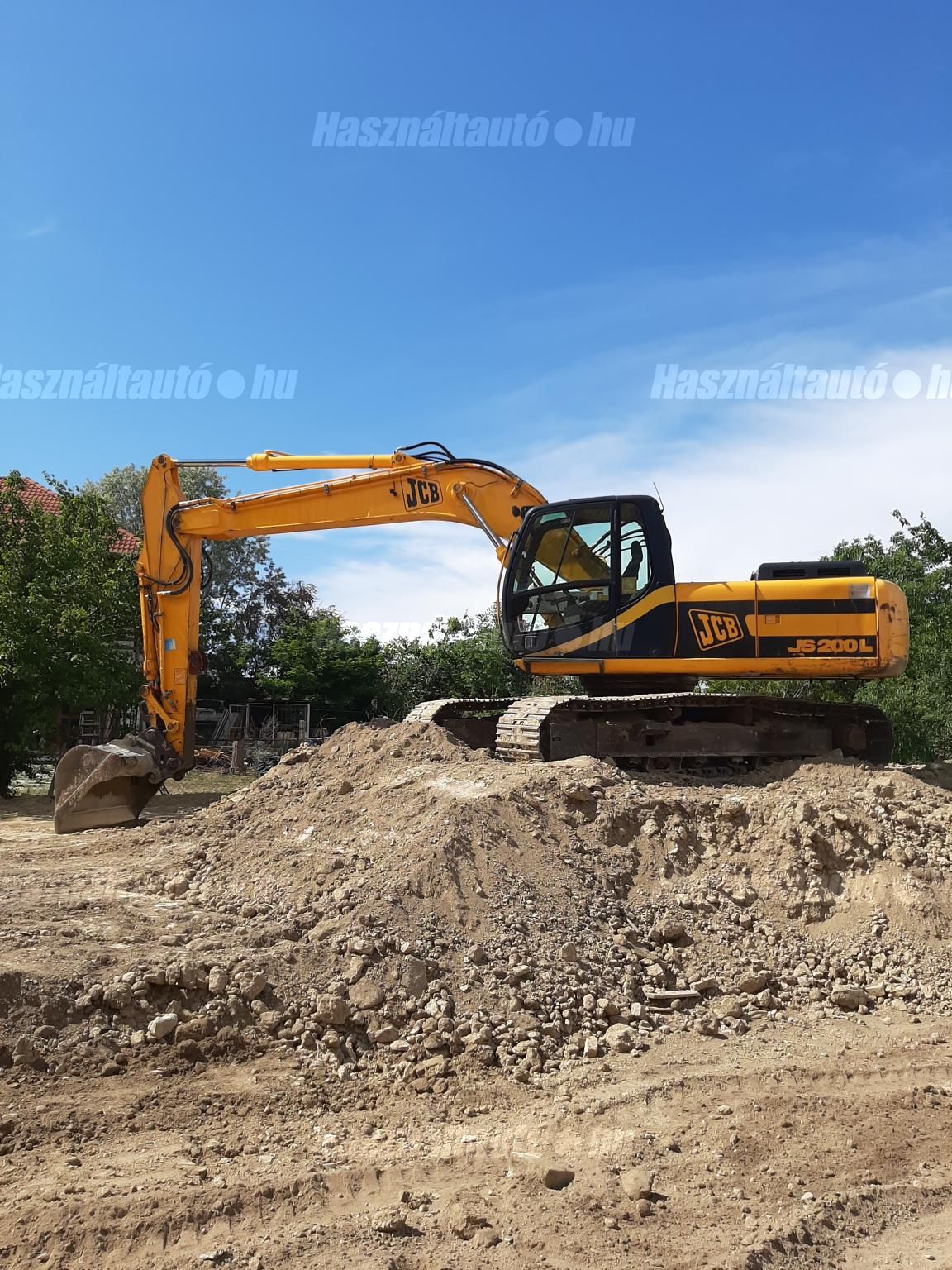 JCB 2001 - 1