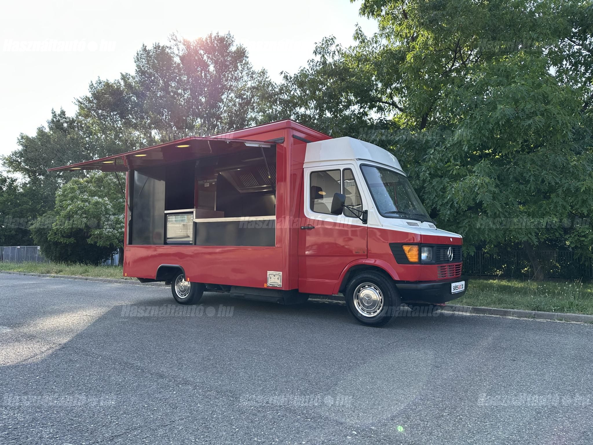 MERCEDES-BENZ 1994/4 - 1