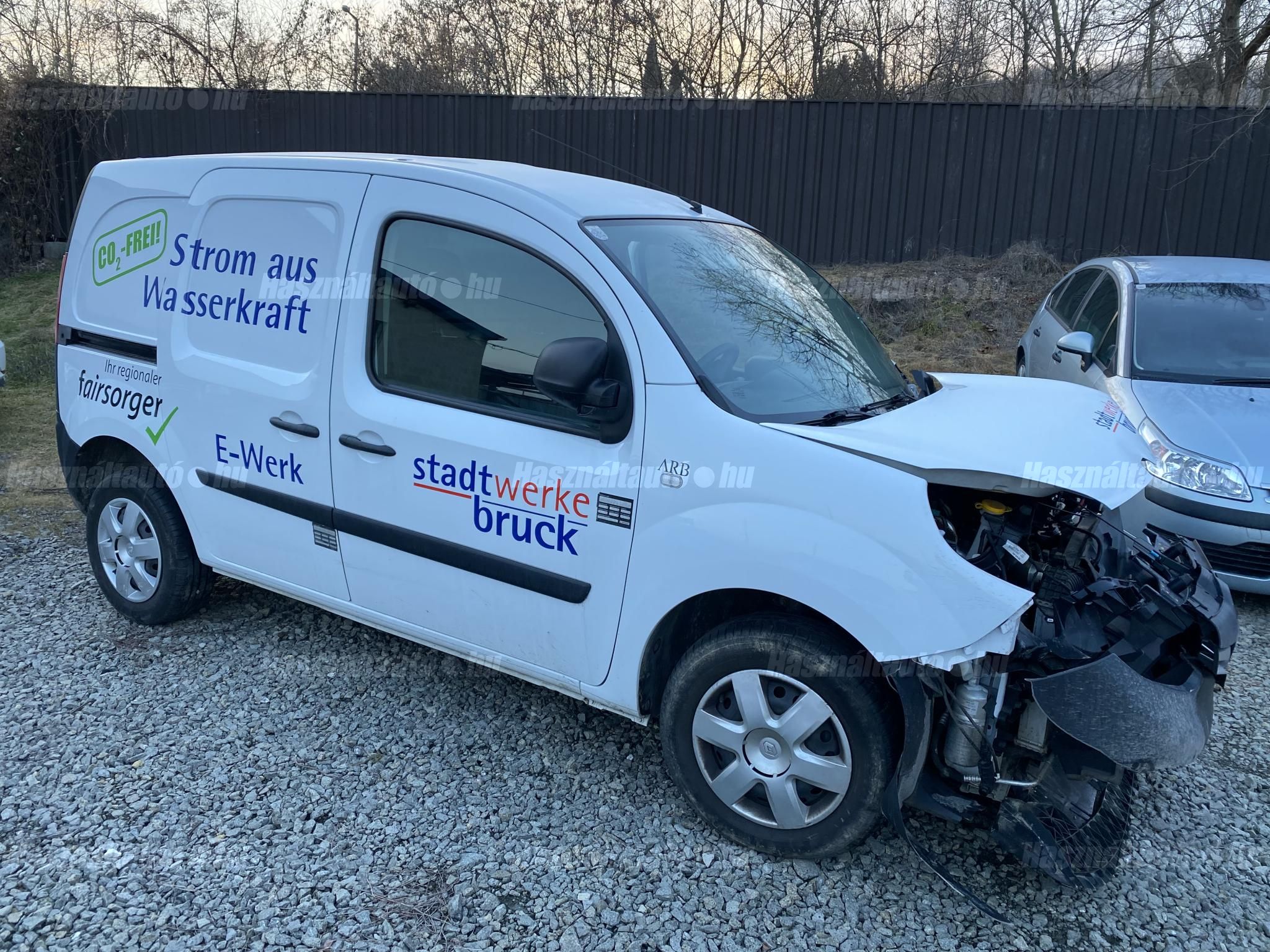RENAULT KANGOO 2016/8 - 1