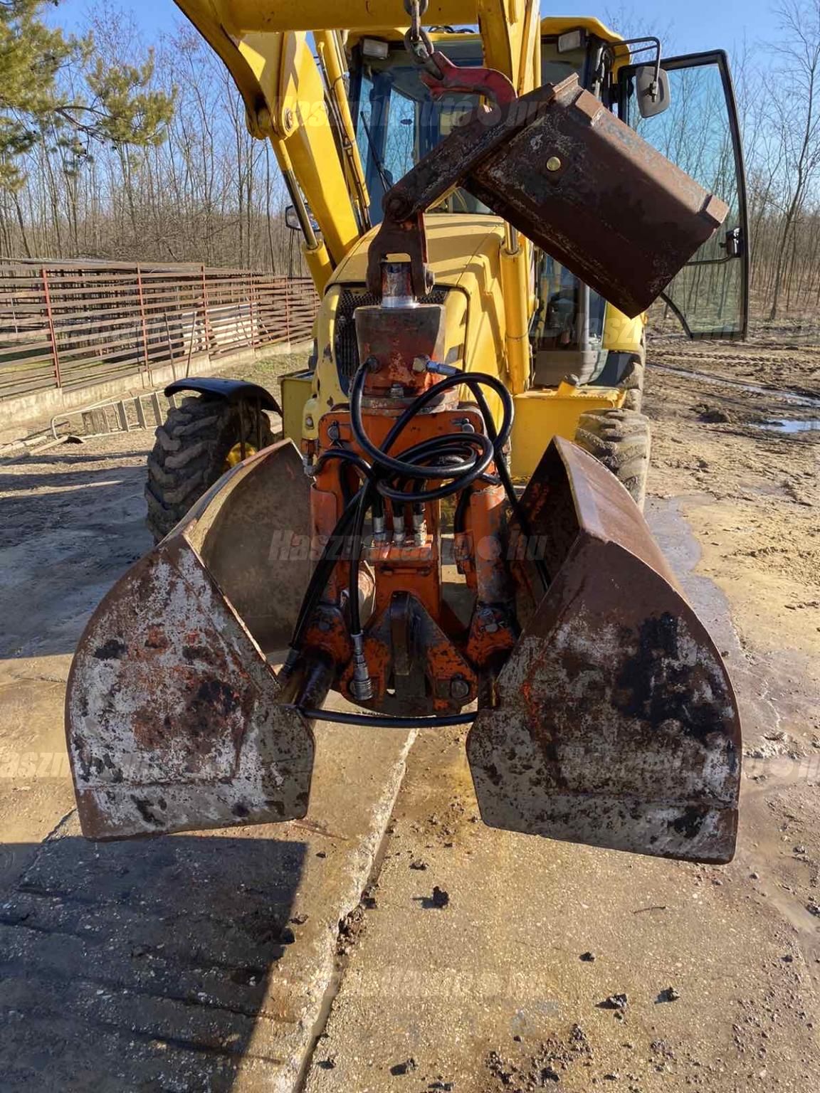 CATERPILLAR 2000 - 1