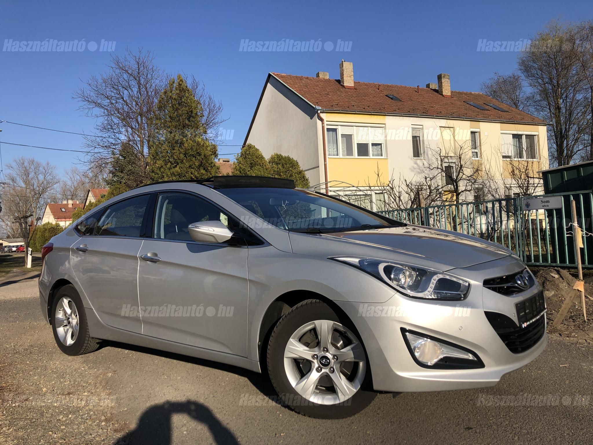 HYUNDAI I40 2015/4 - 1