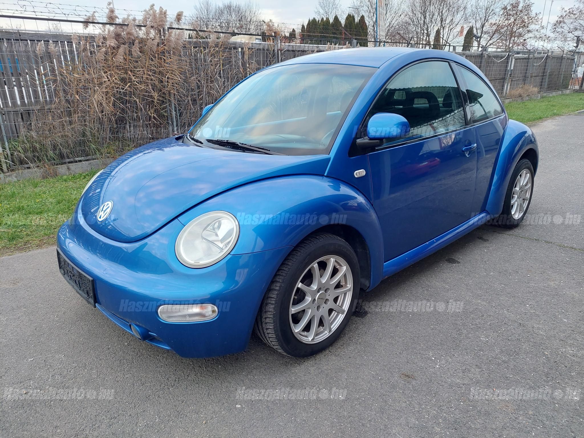 VOLKSWAGEN NEW BEETLE 2002/10 - 1