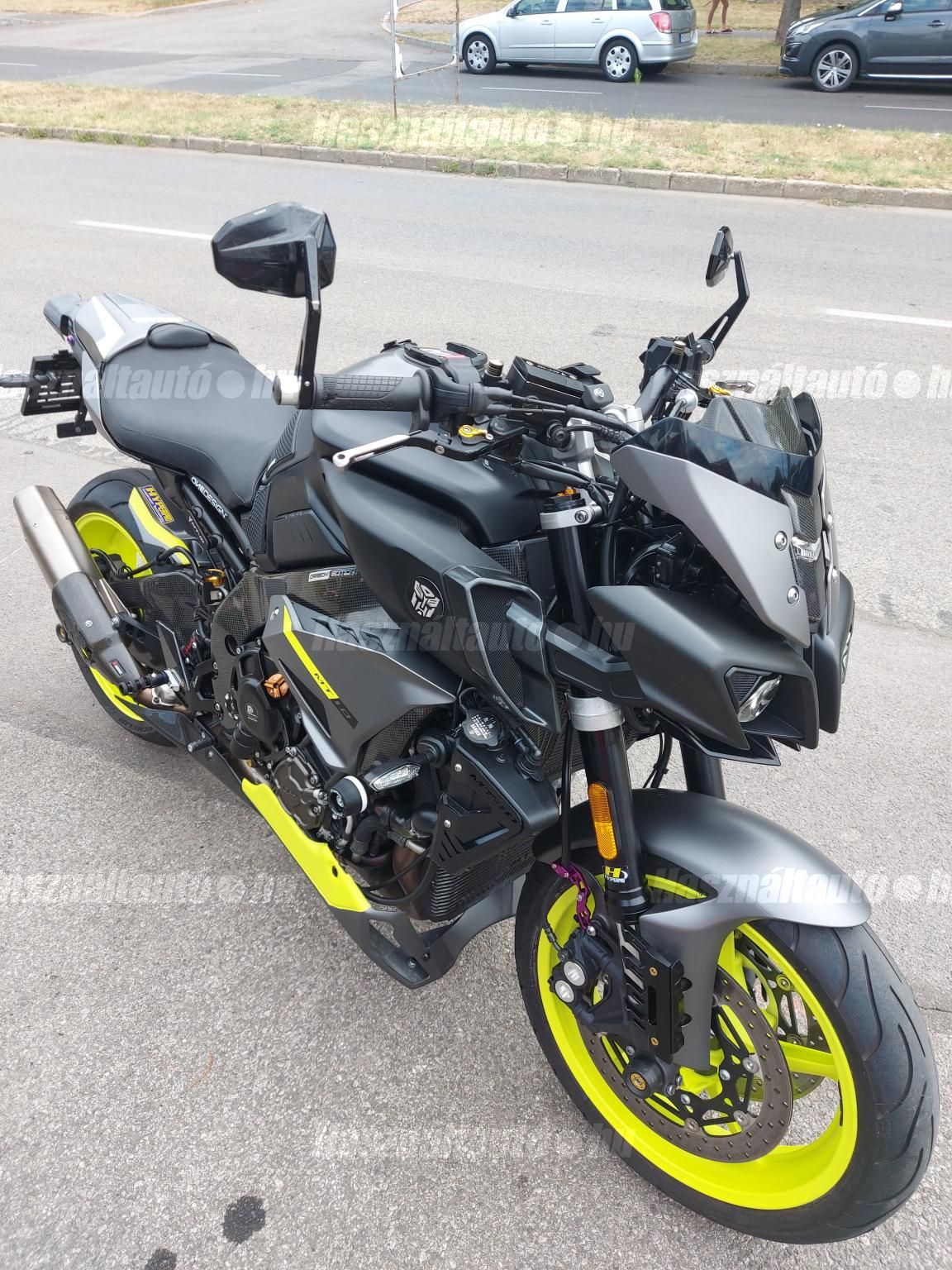 YAMAHA MT-10 2019/12 - 1