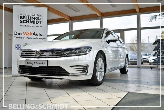 VOLKSWAGEN PASSAT 2017/5 - 1