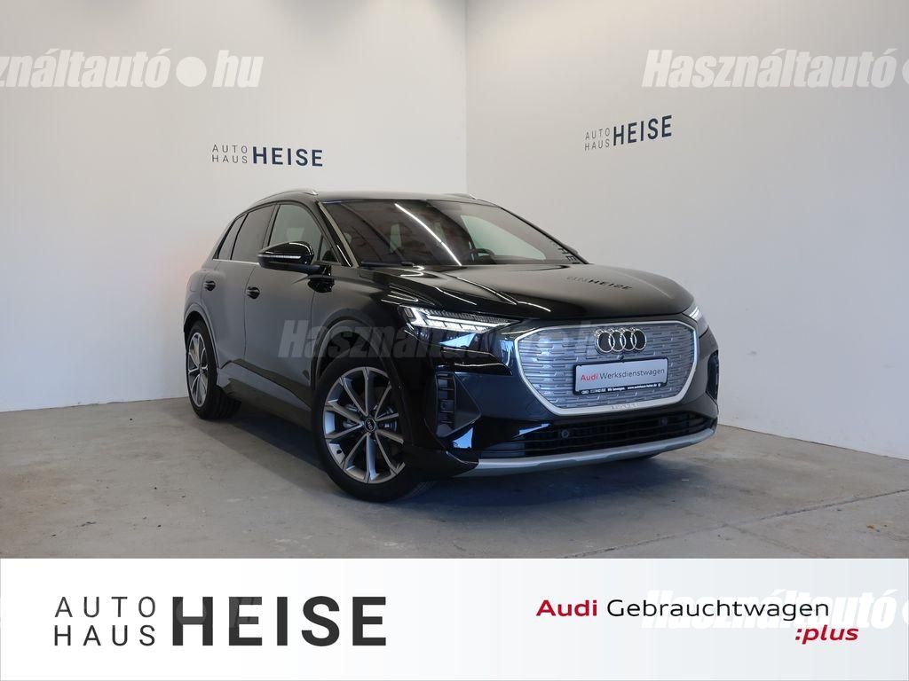 AUDI Q4 2021/12 - 1