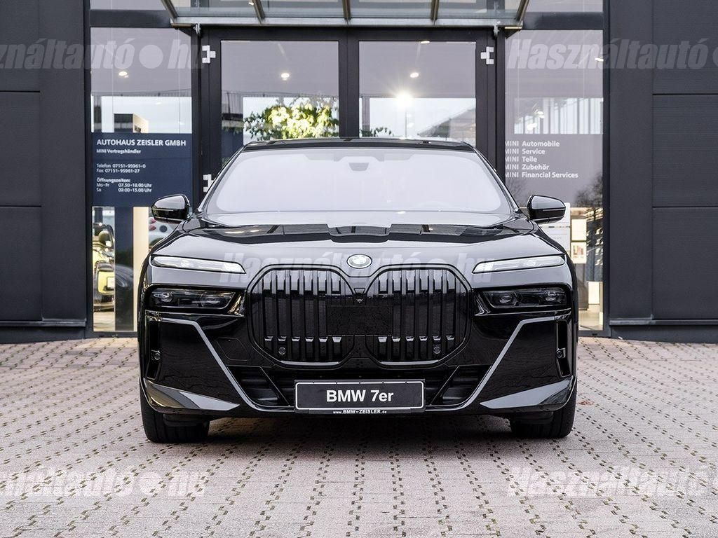BMW I7 2022/12 - 1