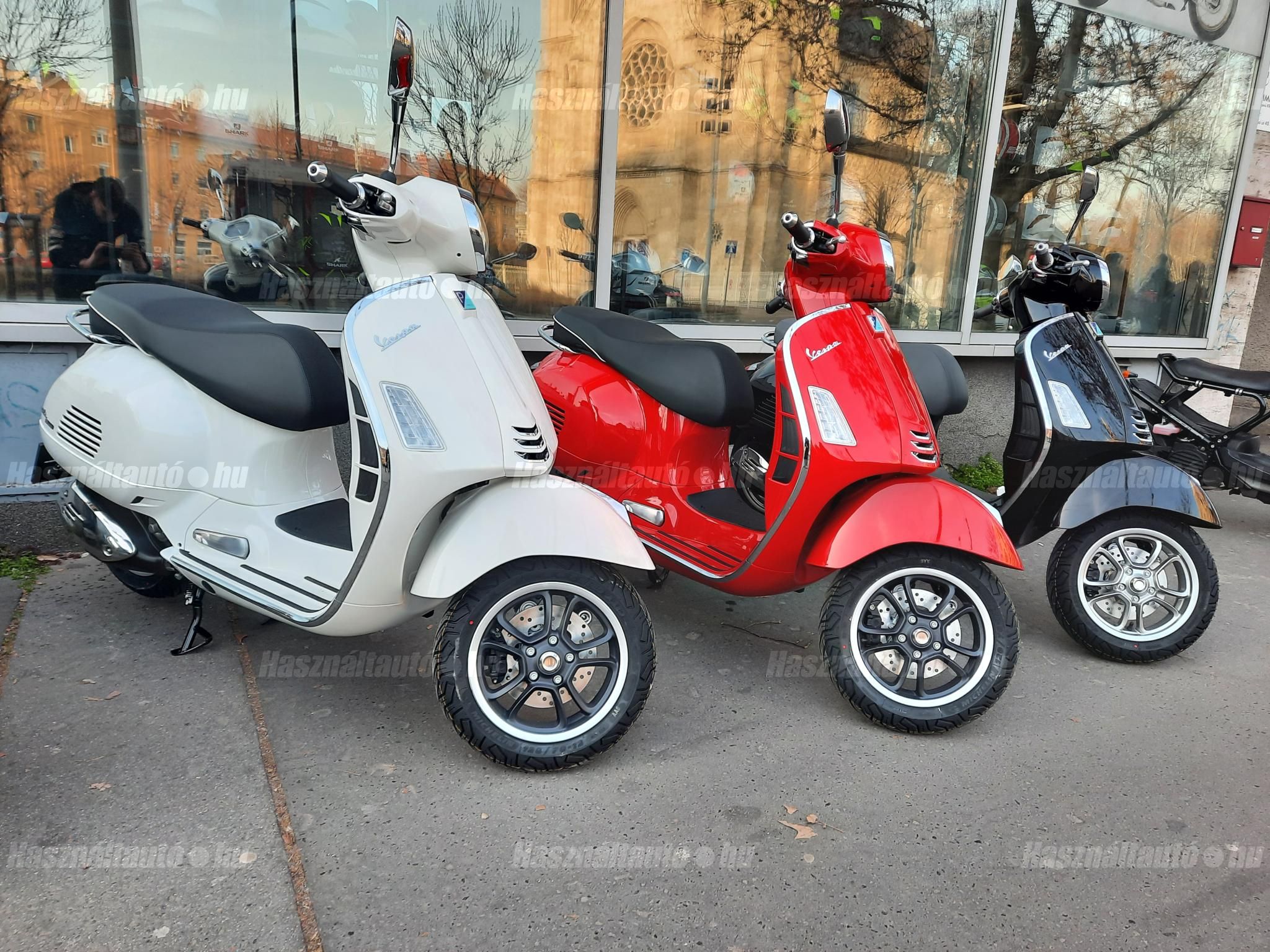 VESPA GTS 2025 - 1