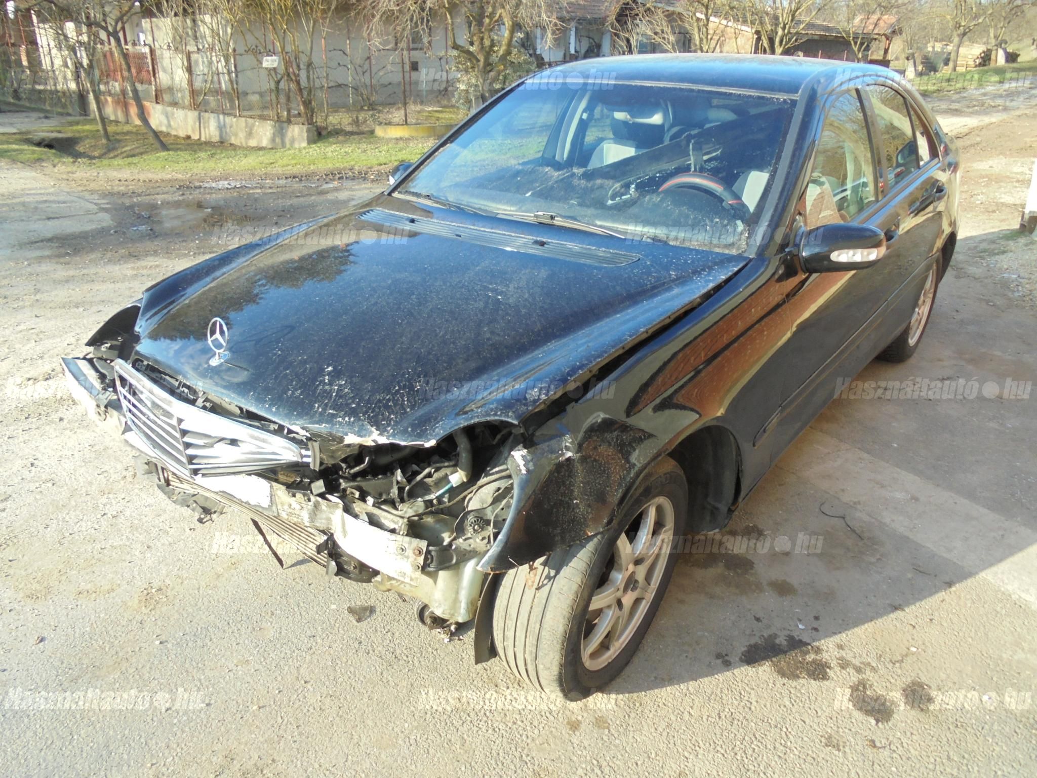 MERCEDES-BENZ C 200 2003/5 - 1