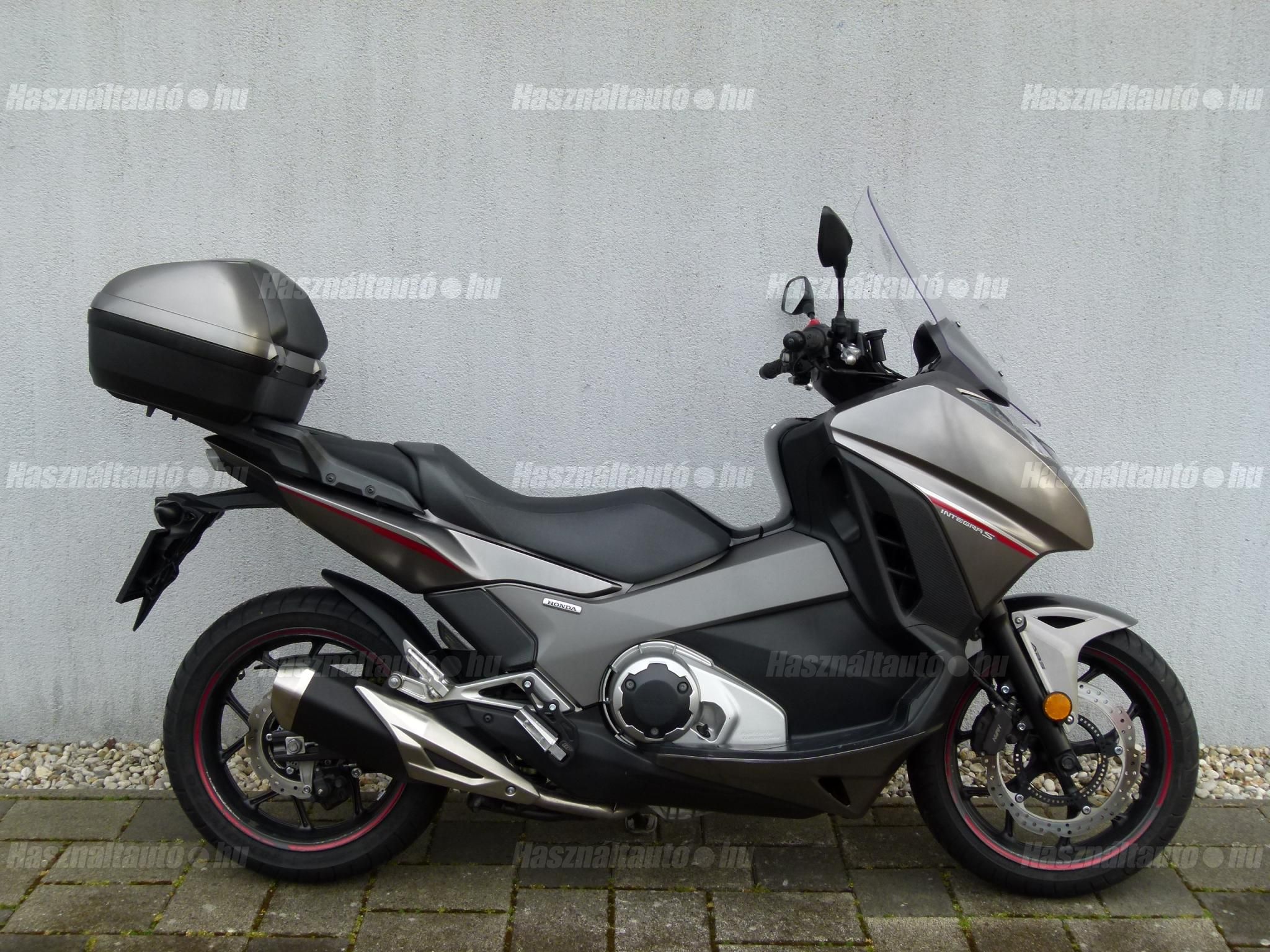 HONDA NC 750 D 2016/4 - 1
