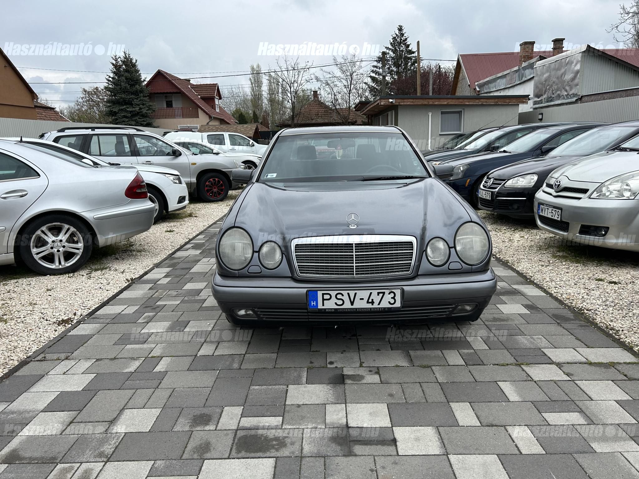 MERCEDES-BENZ E-OSZTÁLY 1996/2 - 1