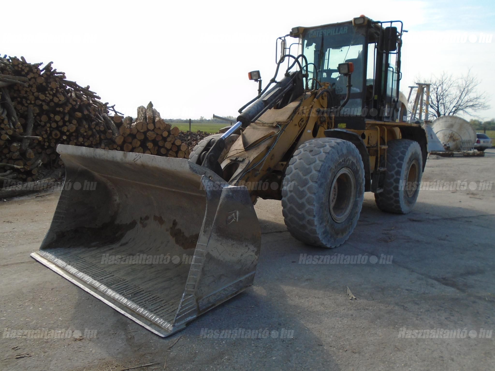 CATERPILLAR 2007/12 - 1