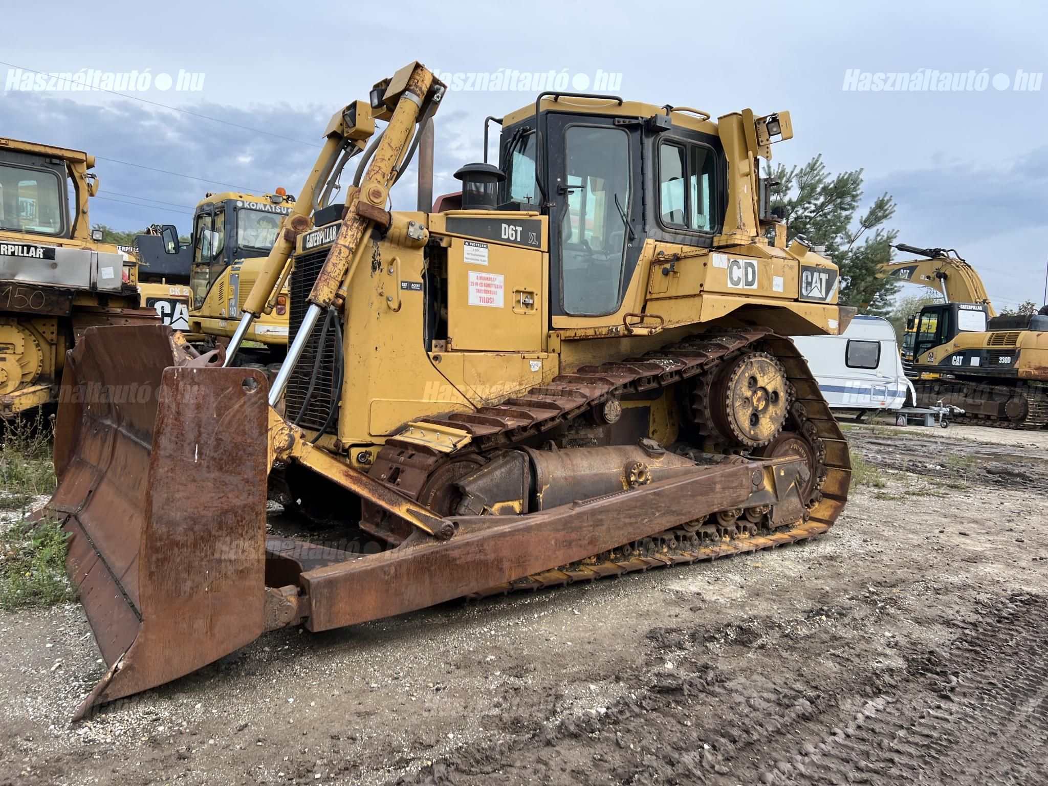 CATERPILLAR 2008 - 1