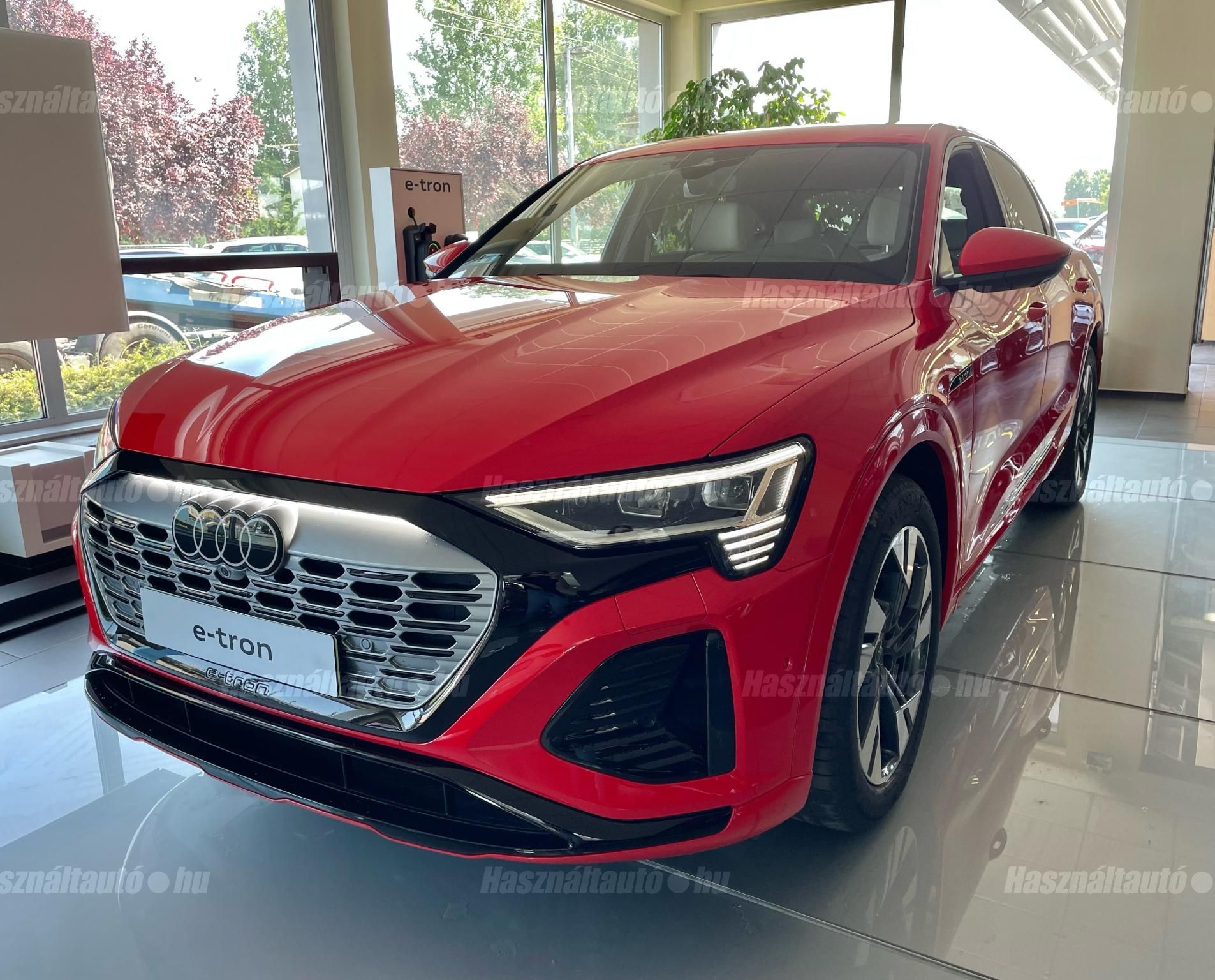 AUDI Q8 2023/4 - 1
