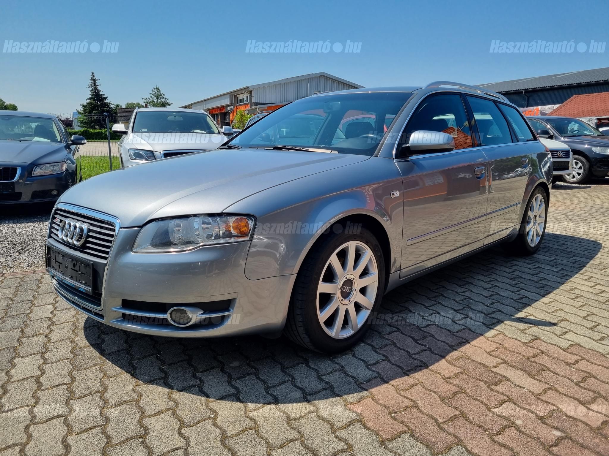 AUDI A4 2006/6 - 1