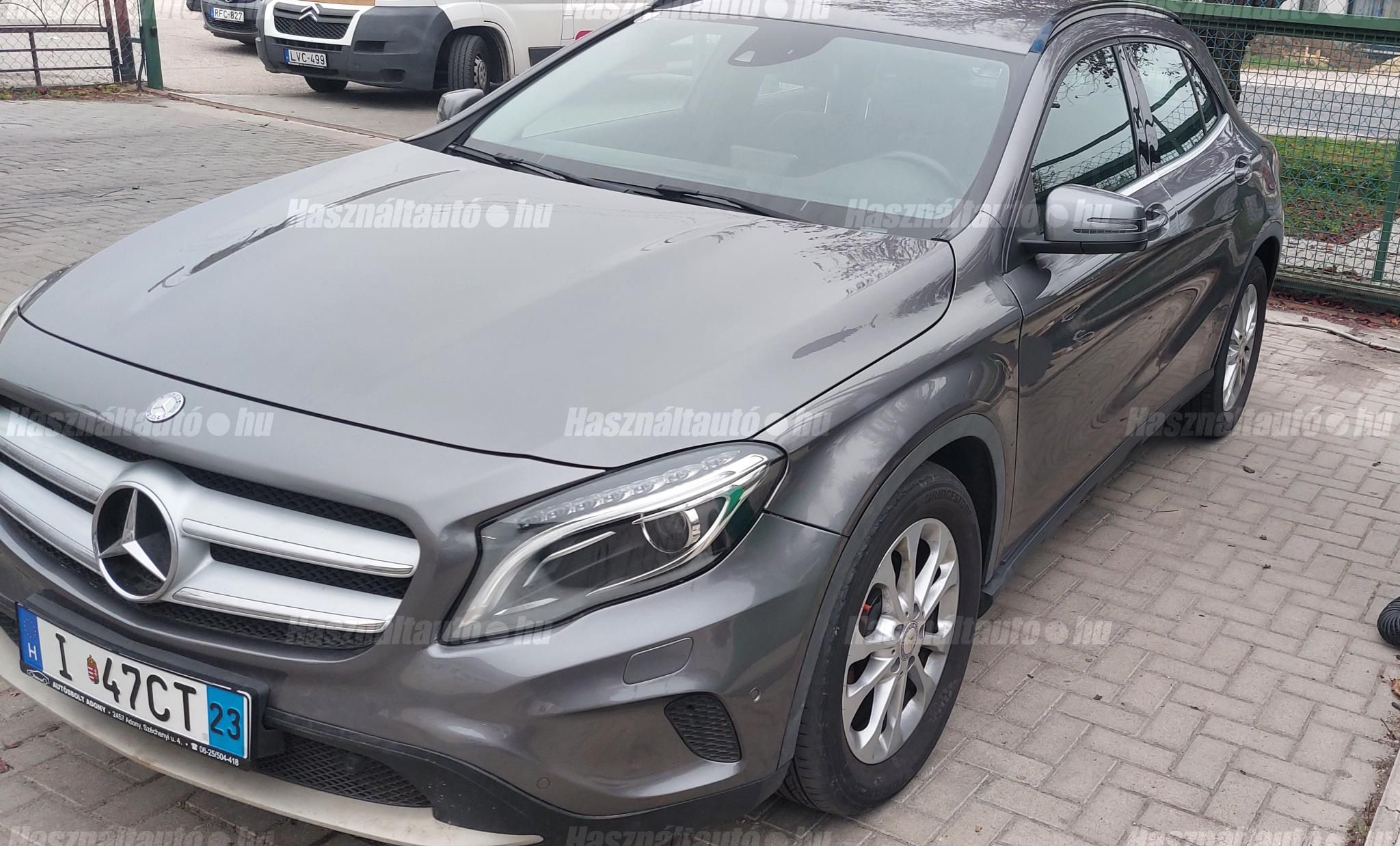 MERCEDES-BENZ GLA 200 2015/7 - 1