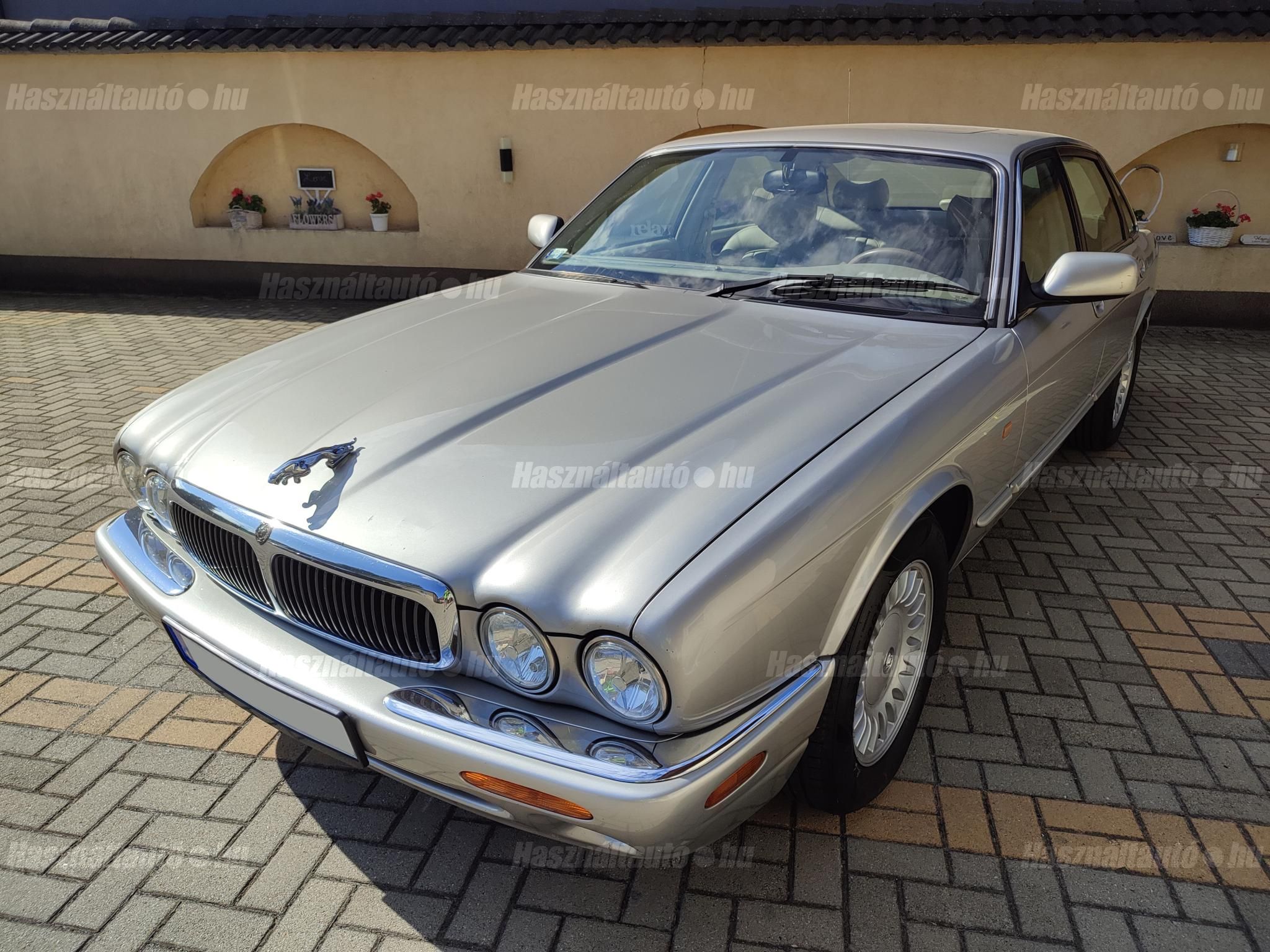 JAGUAR XJ 1998/10 - 1