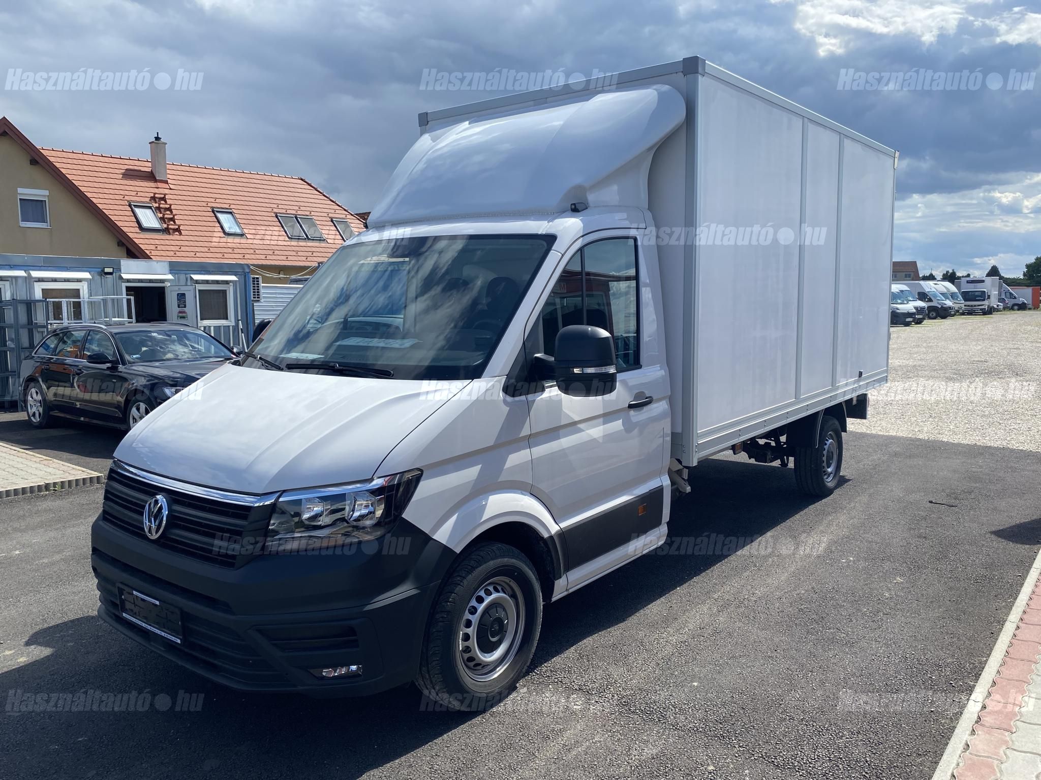 VOLKSWAGEN CRAFTER 2023 - 1
