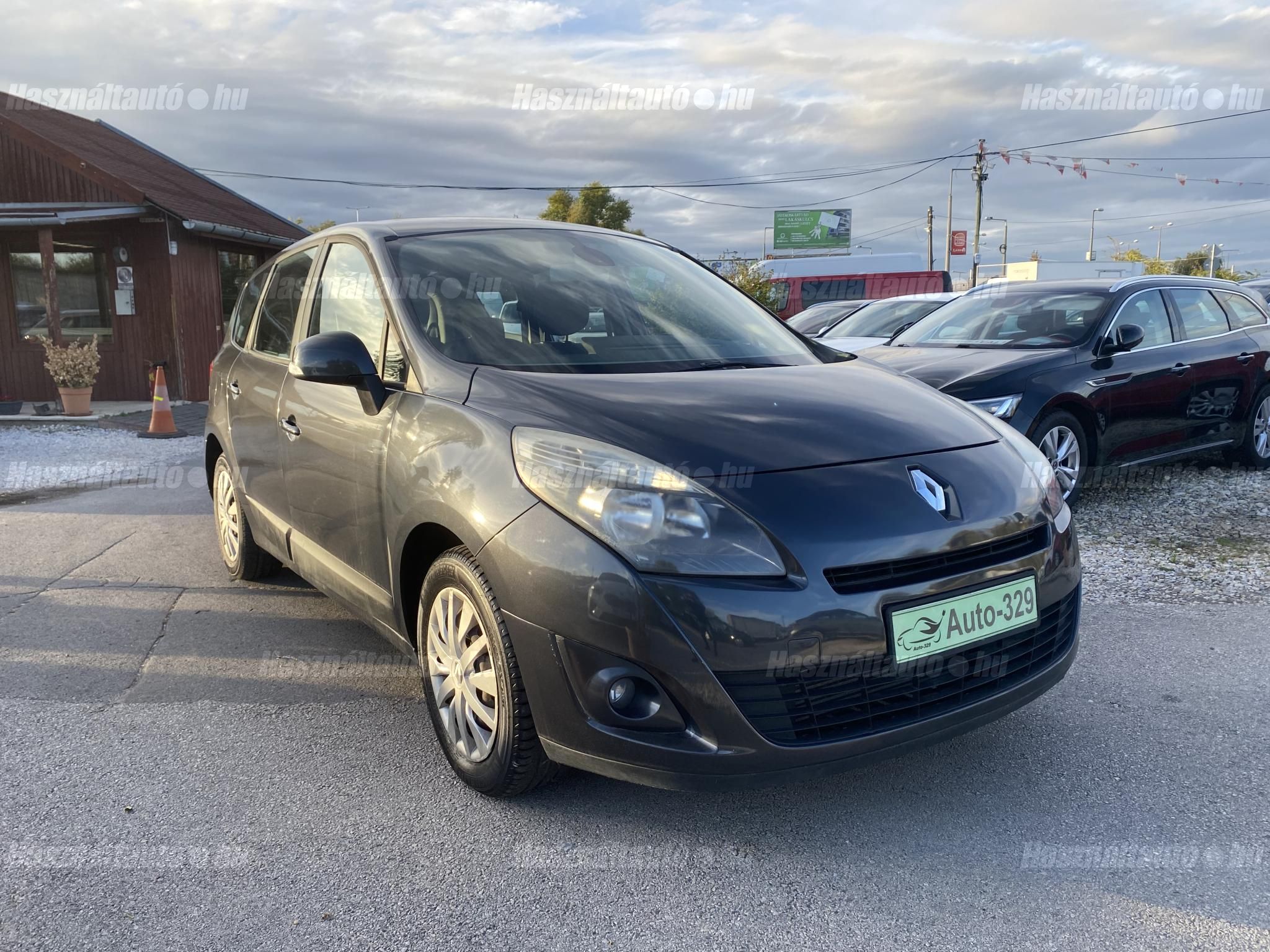 RENAULT GRAND SCENIC 2010/6 - 1
