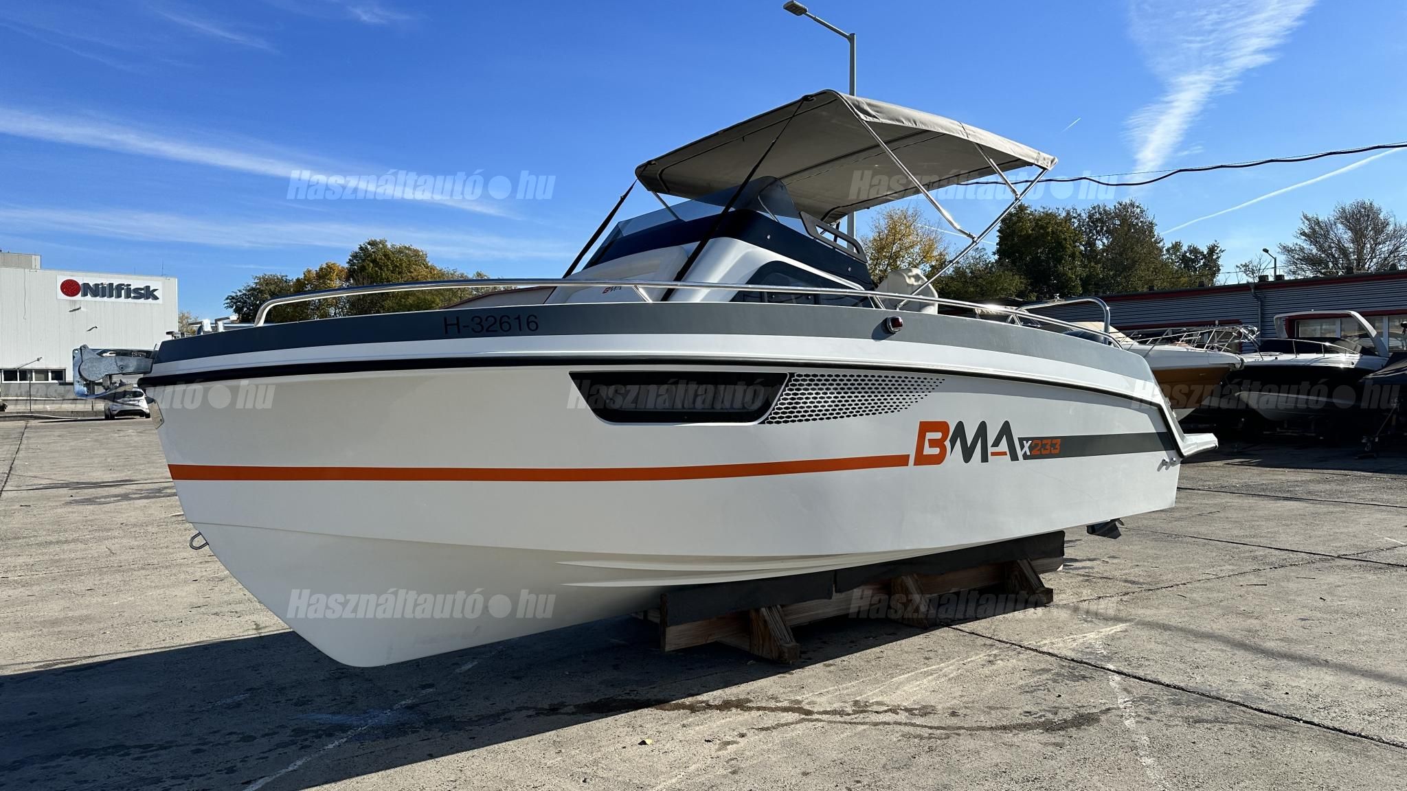 BMA X233 Yamaha 250 V6