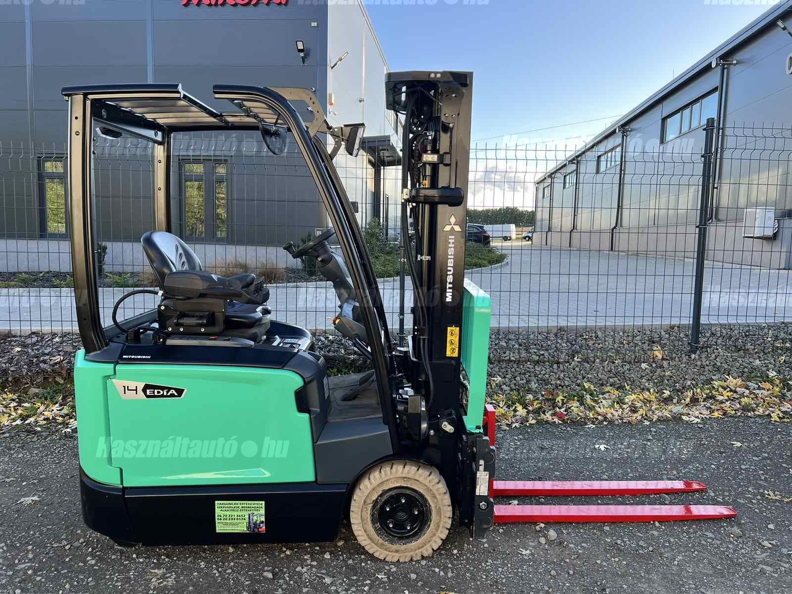 MITSUBISHI 2019 - 1