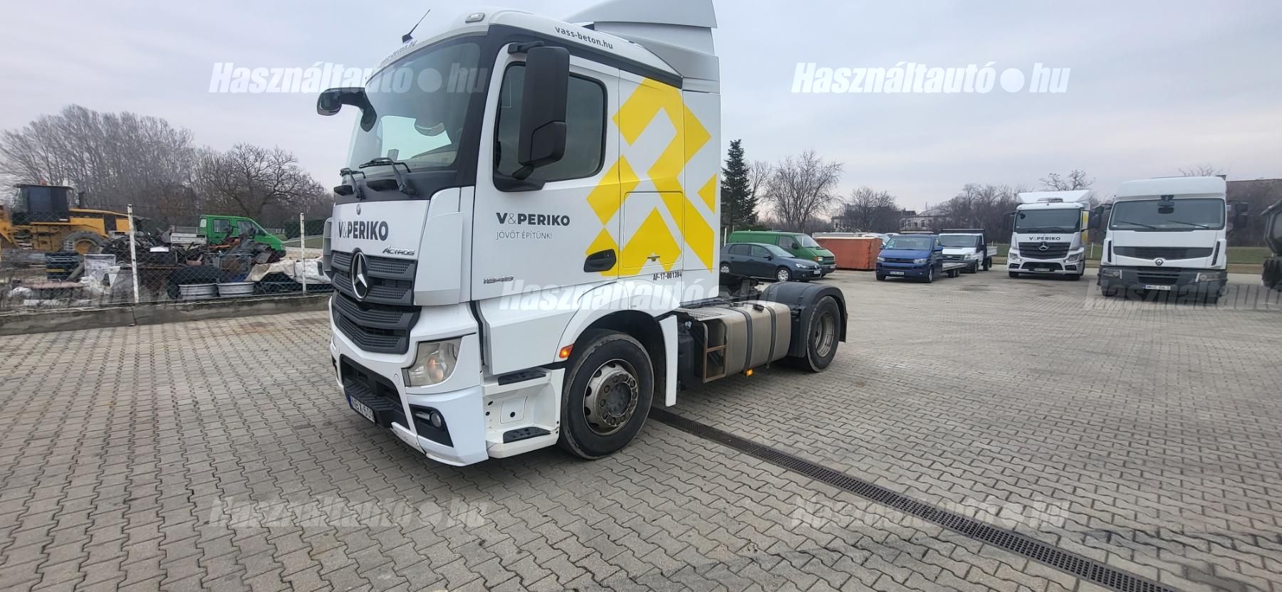 MERCEDES-BENZ 2015 - 1