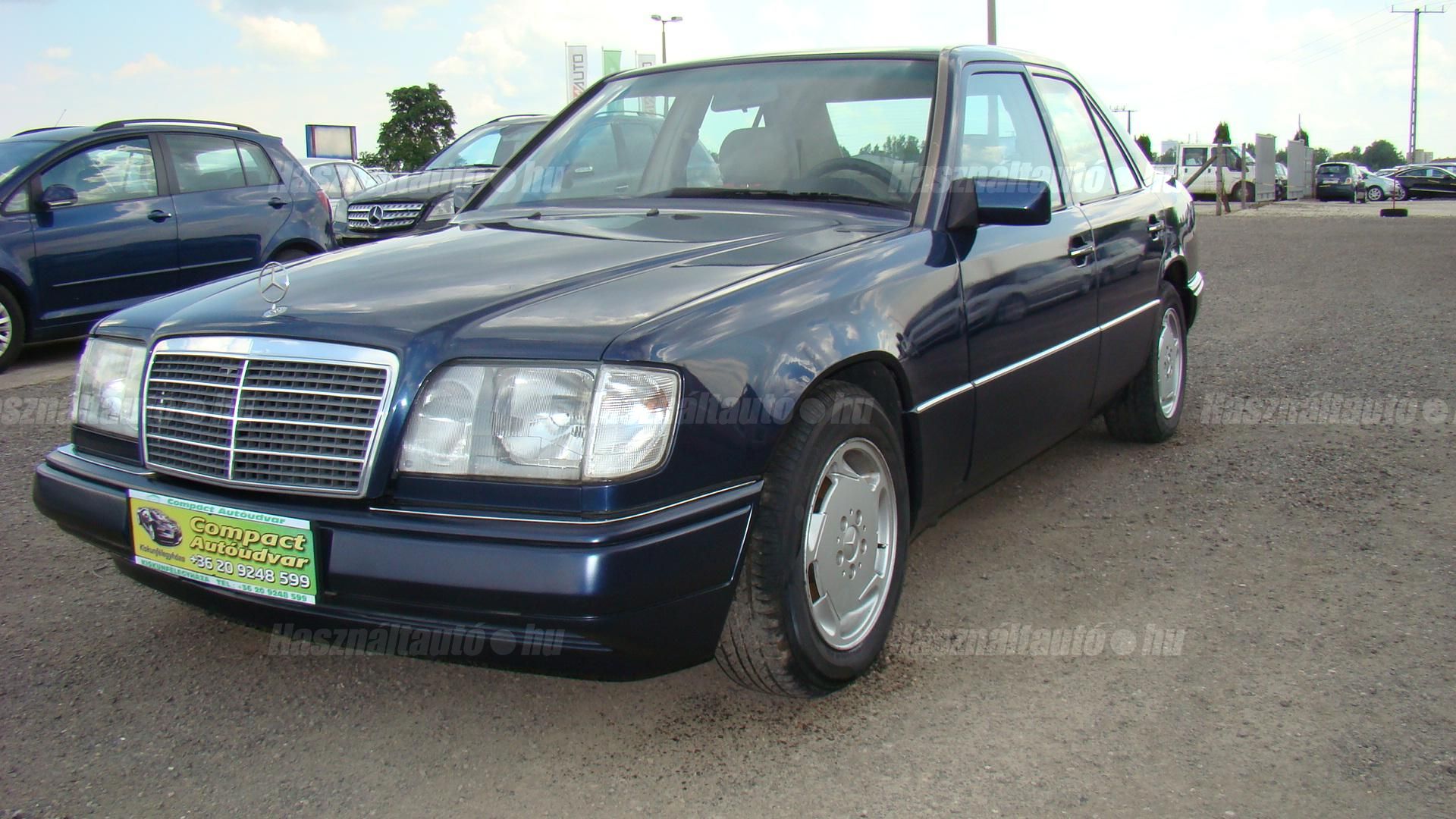 MERCEDES-BENZ E 250 1995/8 - 1