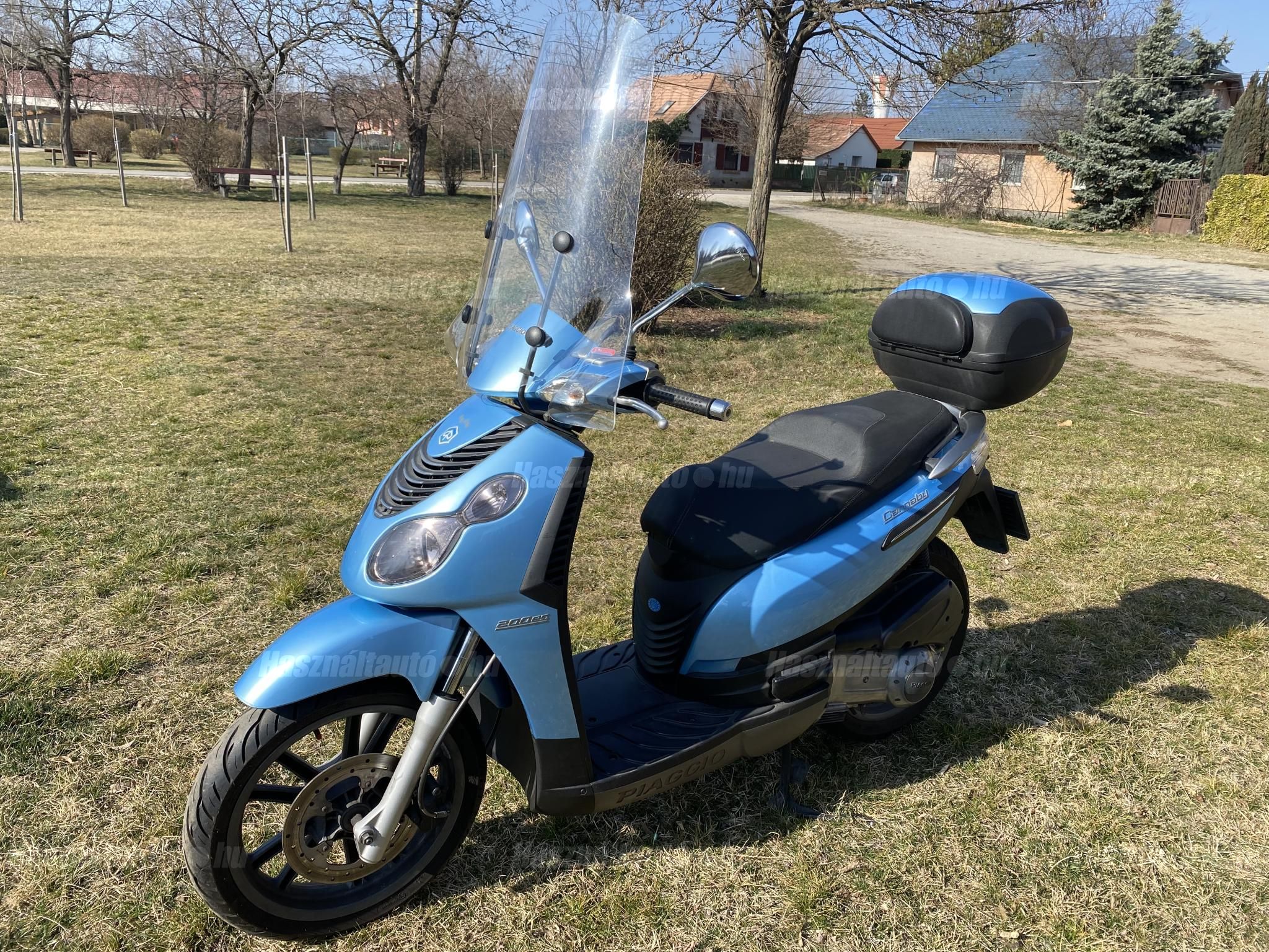 Piaggio Beverly Carnaby 200 Piaggio Prova PIAGGIO Carnaby 200 Prove
