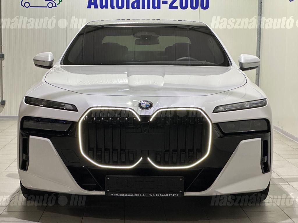 BMW 740 2023/2 - 1